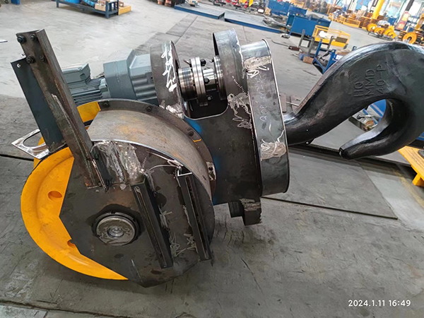 Electric Rotating Hook Blocks