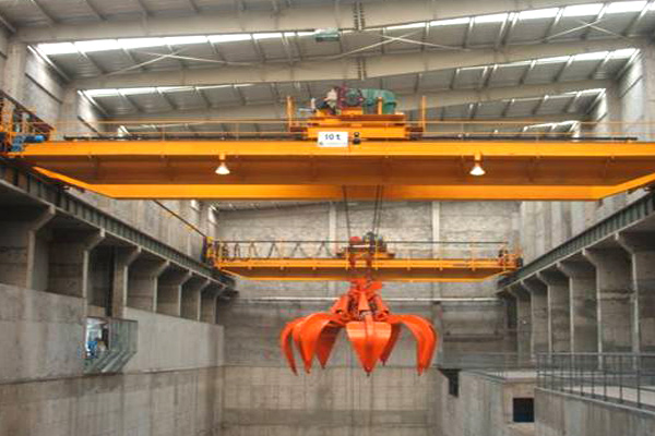 Overhead-Crane-for-Garbage-Disposal